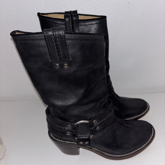 Frye Shoes - Frye Carmen Harness Boots Black Textured Leather Heel Moto Biker Size 6 B 77374